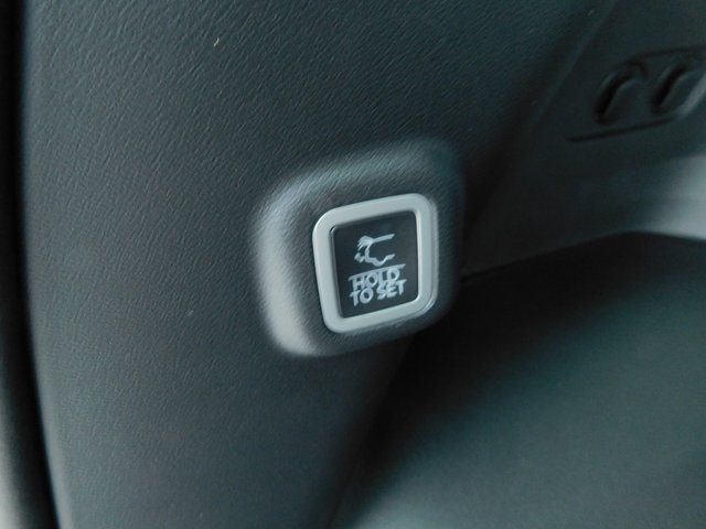 Used 2026 Jeep Cherokee Limited AWD/4WD image 34