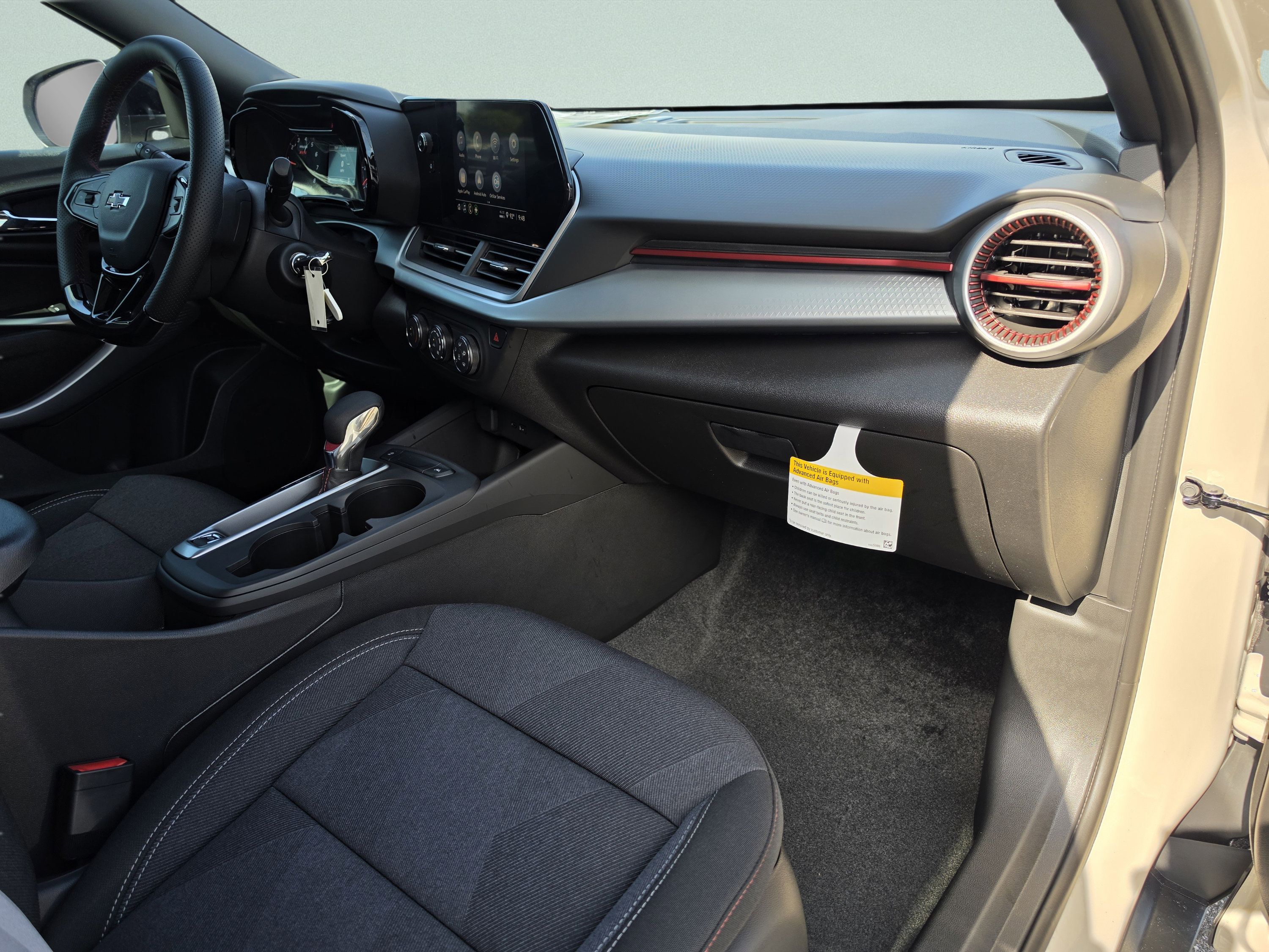 Used 2026 Chevrolet Trax RS w/ Sunroof Package FWD image 14