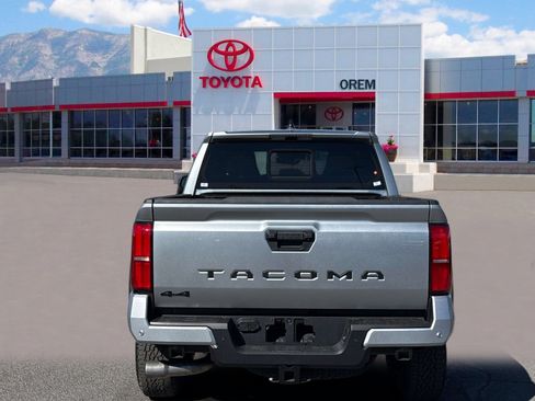 New 2026 Toyota Tacoma TRD Off-Road w/ TRD Off Road Upgrade Package AWD/4WD image 4
