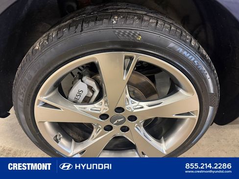 Used 2024 Genesis GV80 2.5T w/ Prestige Package AWD/4WD image 14