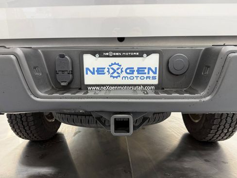 Used 2018 Chevrolet Colorado ZR2 image 42