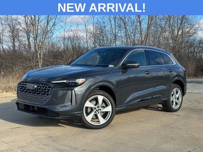 Used 2025 Audi Q5 Premium w/ Convenience Package