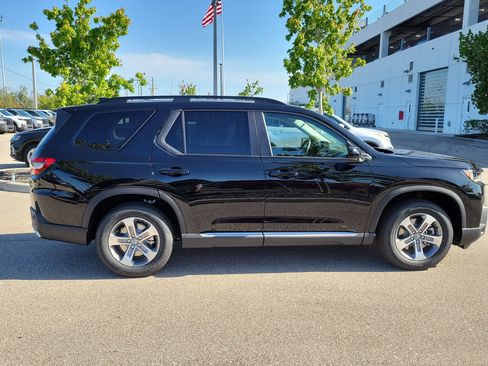 New 2026 Honda Pilot EX-L image 7