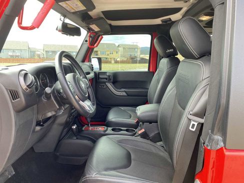 Used 2018 Jeep Wrangler Sport image 16