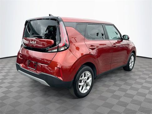 Used 2023 Kia Soul LX w/ Option Group 015 image 7