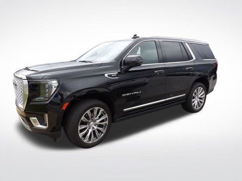 Used 2022 GMC Yukon Denali AWD/4WD image 9