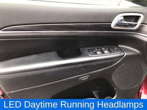 Used 2022 Jeep Grand Cherokee Limited w/ Luxury Group II image 15