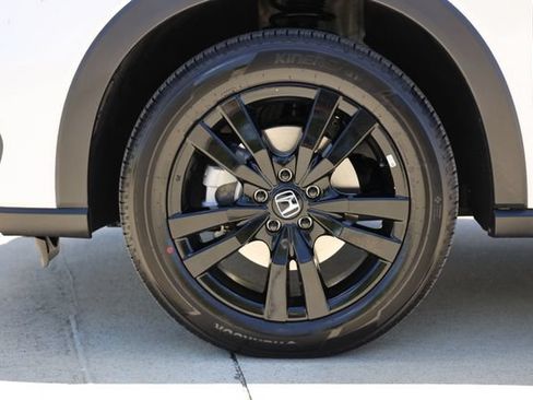 New 2027 Honda HR-V Sport image 9