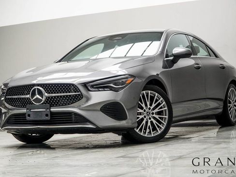 Used 2025 Mercedes-Benz CLA 250 image 1
