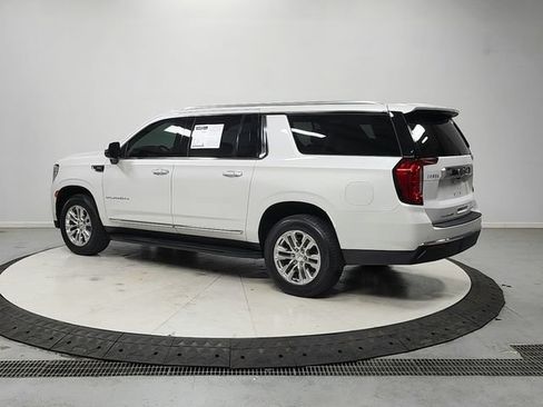 Used 2021 GMC Yukon XL SLT w/ SLT Premium Package RWD image 6