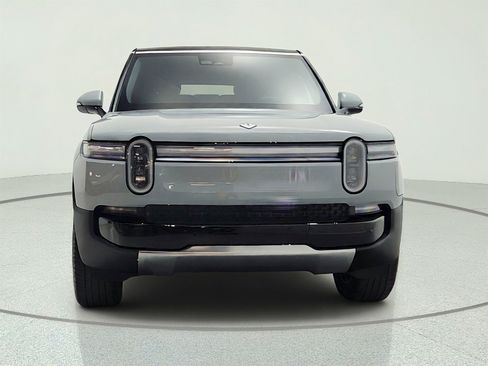 Used 2025 Rivian R1S Adventure AWD/4WD image 2