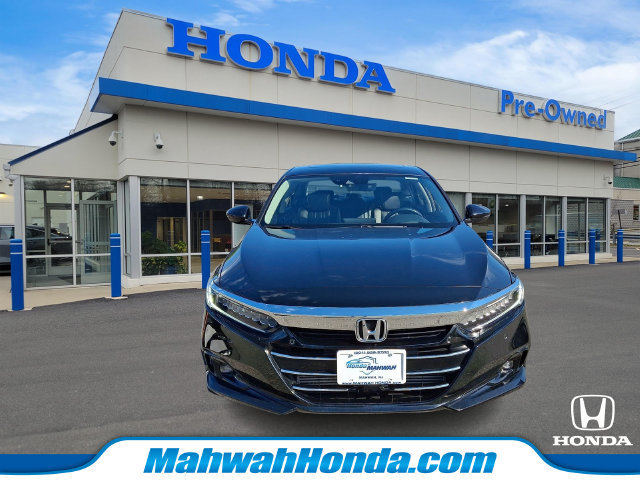 Used 2021 Honda Accord Touring image 2