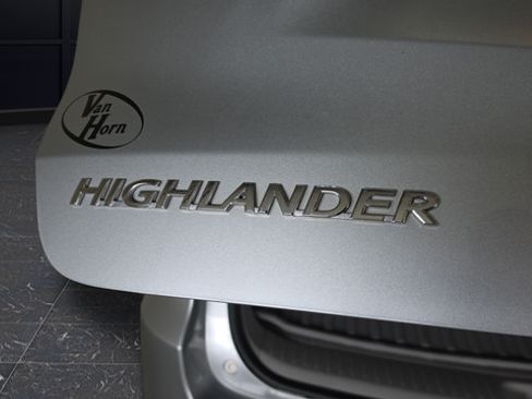 Used 2018 Toyota Highlander Limited Platinum AWD/4WD image 41