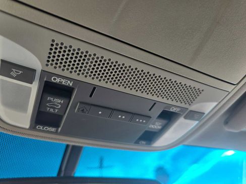 Used 2015 Acura RDX AWD w/ Technology Package image 35