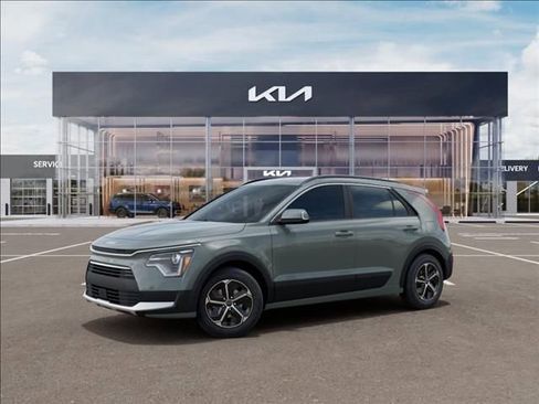Used 2026 Kia Niro EX FWD image 3