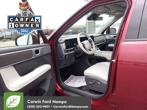 Used 2025 Hyundai Santa Fe Limited image 9