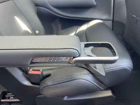 New 2026 Volvo EX90 Ultra AWD/4WD image 17