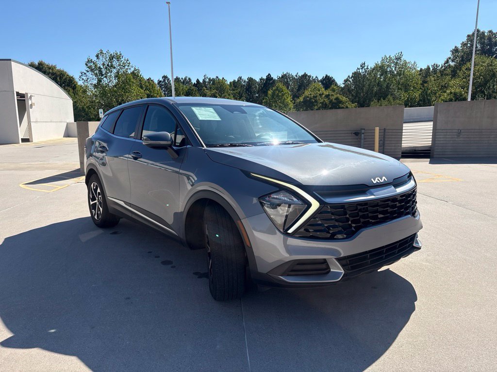 Used 2023 Kia Sportage EX FWD image 4