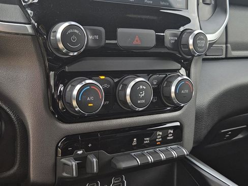 Used 2022 RAM 1500 Lone Star RWD image 25