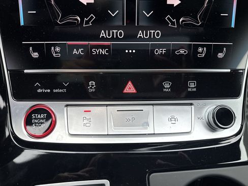 New 2026 Audi RS Q8 performance AWD/4WD image 11