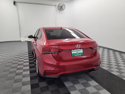 Used 2022 Hyundai Accent SE w/ Cargo Package FWD image 6