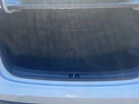 Used 2024 Toyota Corolla SE image 9