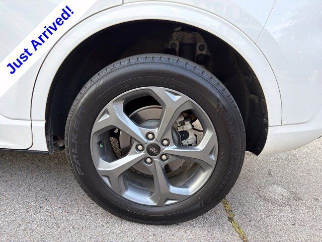 Used 2023 Ford Escape ST-Line w/ Tech Pack #1 AWD/4WD image 15