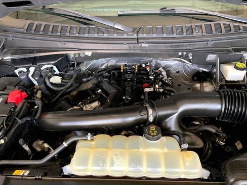 Used 2023 Ford Expedition Limited RWD image 9