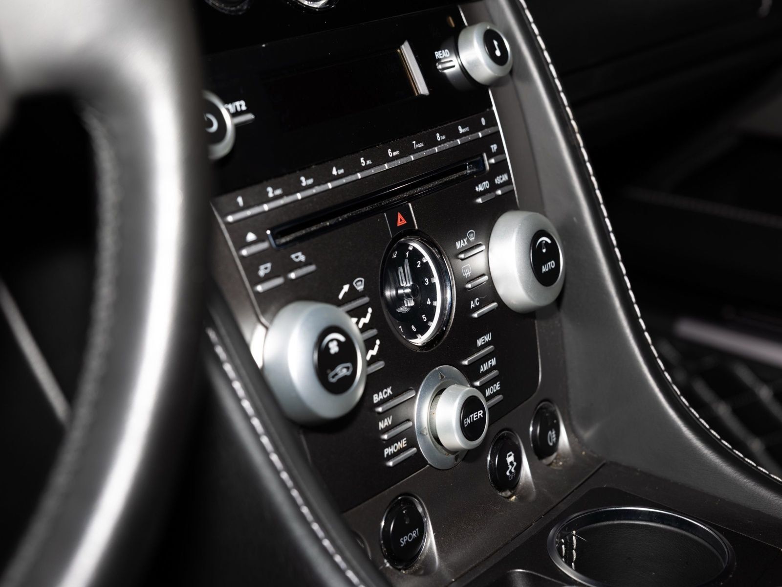 Used 2011 Aston Martin Rapide RWD image 21