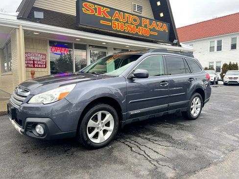 Used 2014 Subaru Outback 2.5i Limited w/ Moonroof Package image 2