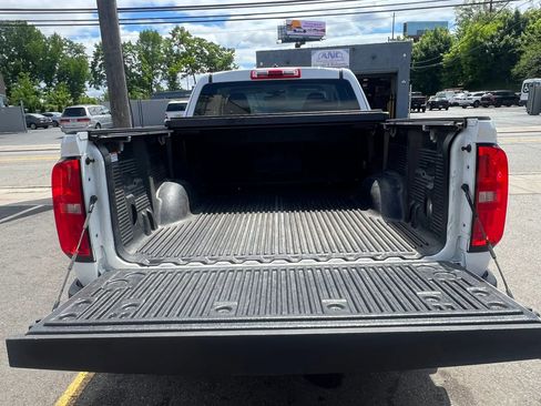 Used 2019 Chevrolet Colorado W/T w/ WT Convenience Package AWD/4WD image 9