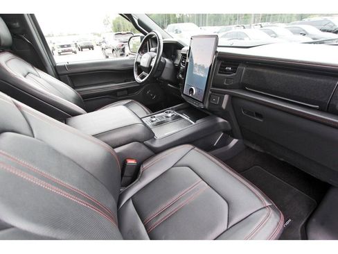 Used 2022 Ford Expedition Max Limited image 30