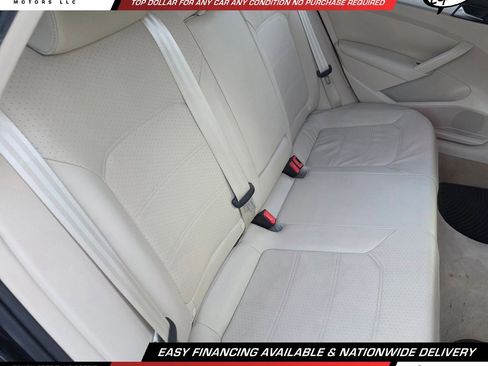 Used 2012 Volkswagen Passat 2.5 SE FWD image 15