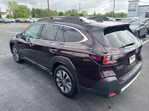 Certified 2025 Subaru Outback Touring XT AWD/4WD image 5
