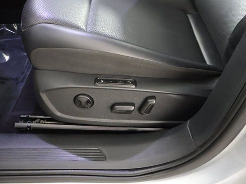 Used 2021 Volkswagen ID.4 Pro S w/ Gradient Package image 32