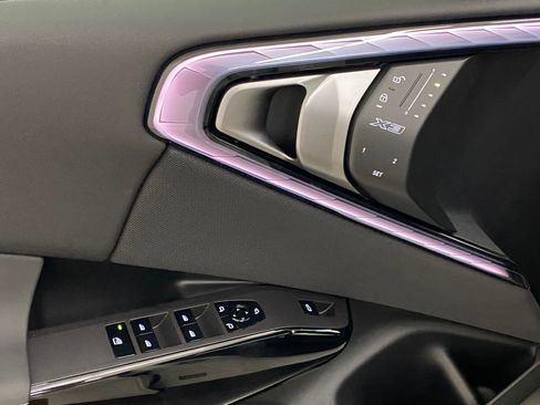 Used 2026 BMW X3 xDrive30 w/ Premium Package image 23