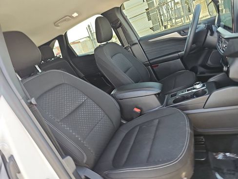 Used 2025 Ford Escape Active w/ Tech Pack #1 FWD image 10