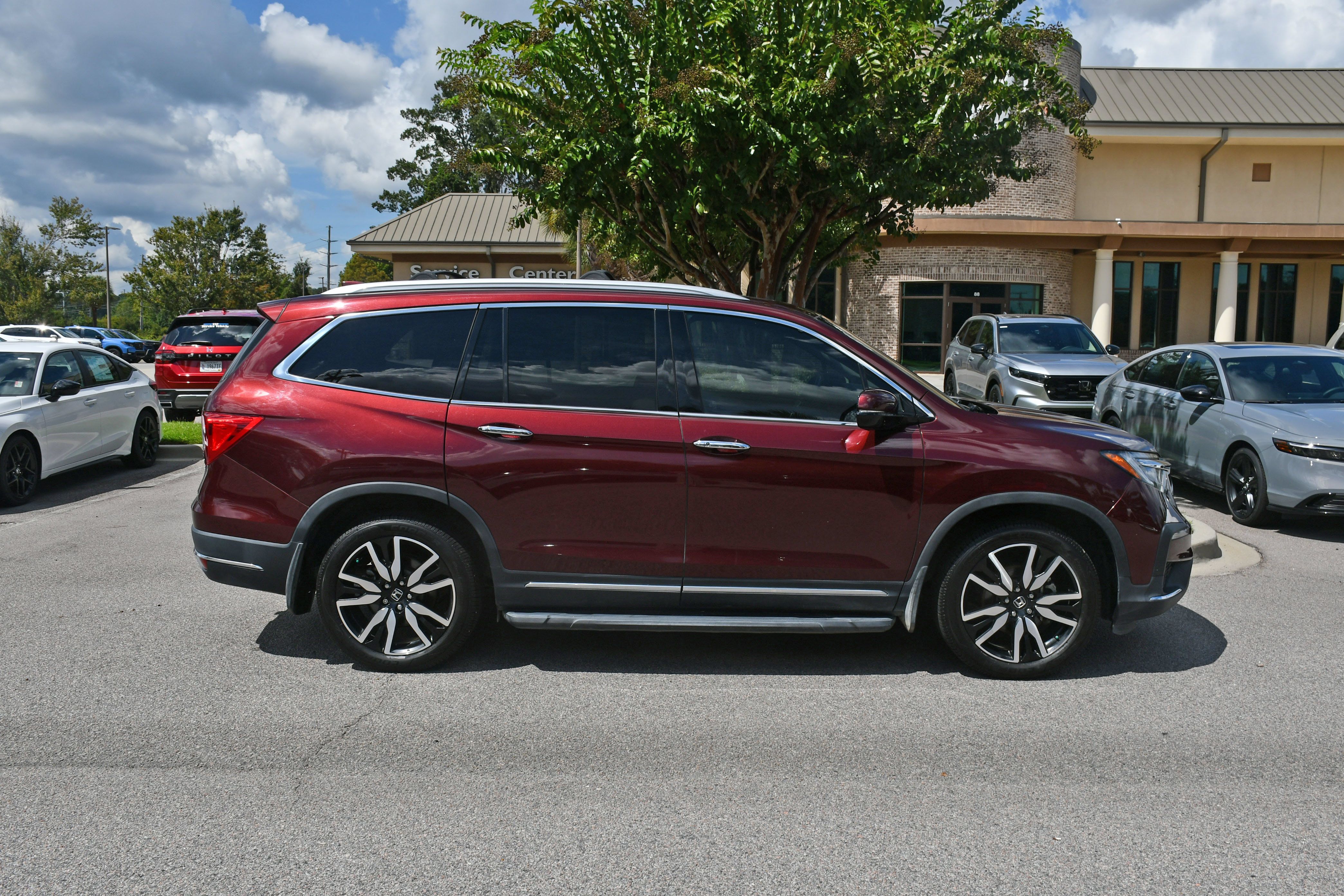 Used 2021 Honda Pilot Touring image 5