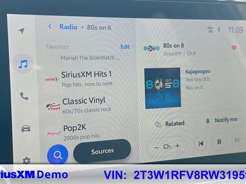 Used 2024 Toyota RAV4 XLE image 27
