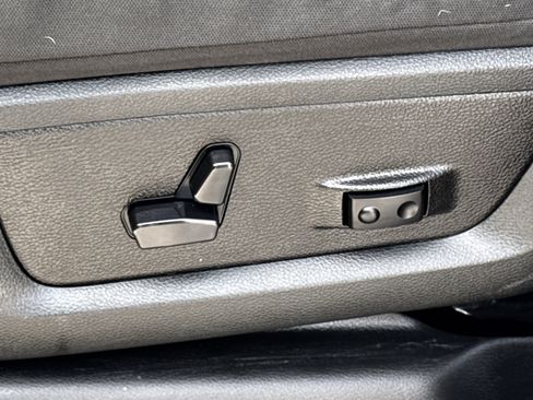 Used 2024 RAM 2500 Big Horn image 28