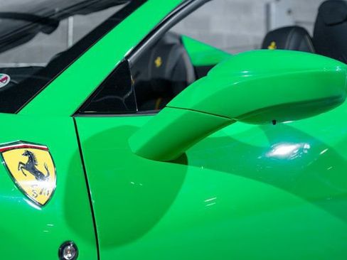 Used 2023 Ferrari F8 Tributo image 40