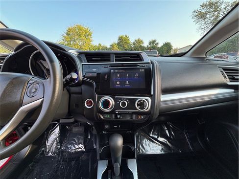 Used 2016 Honda Fit EX image 11