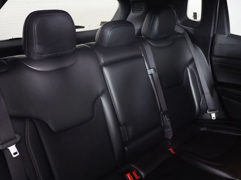 Used 2023 Jeep Compass Trailhawk AWD/4WD image 31