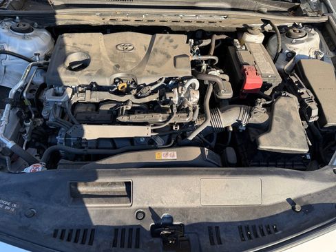 Used 2024 Toyota Camry SE image 20