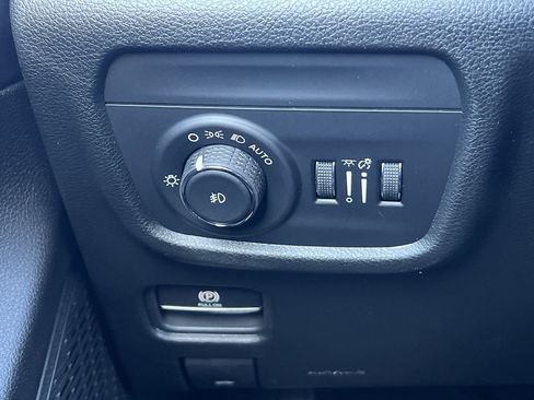 New 2025 Jeep Grand Cherokee L Limited AWD/4WD image 15