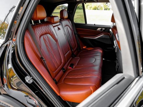 Used 2021 BMW X5 xDrive40i w/ Executive Package image 40