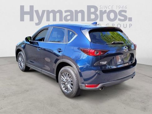 Used 2017 MAZDA CX-5 Touring w/ Preferred Equipment Package image 5