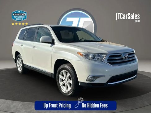 Used 2011 Toyota Highlander 2WD w/ Tech Pkg image 1