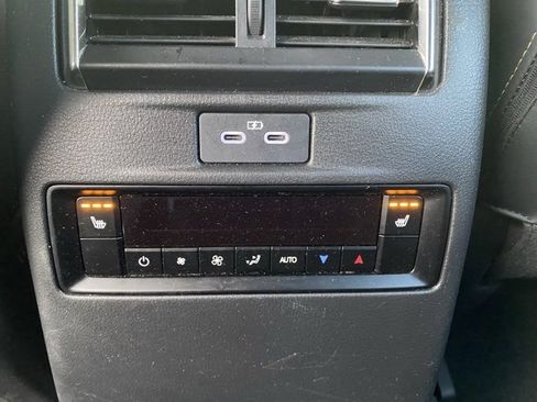 Used 2025 MAZDA CX-90 3.3 Turbo w/ Premium Plus Pkg image 36