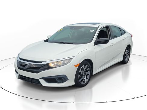 Used 2017 Honda Civic EX image 3